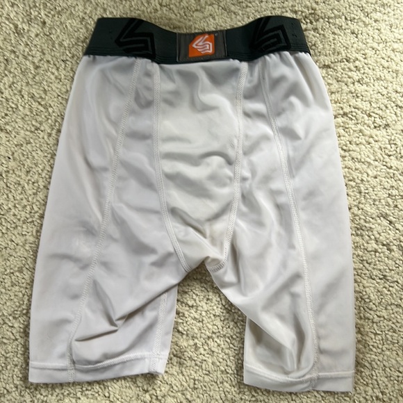Shock Doctor Compression Shorts, Youth Size medium NO CUP - Picture 2 of 3